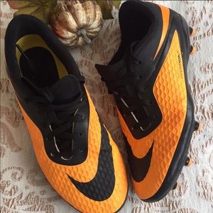 Nike Hypervenom Boys Soccer cleats